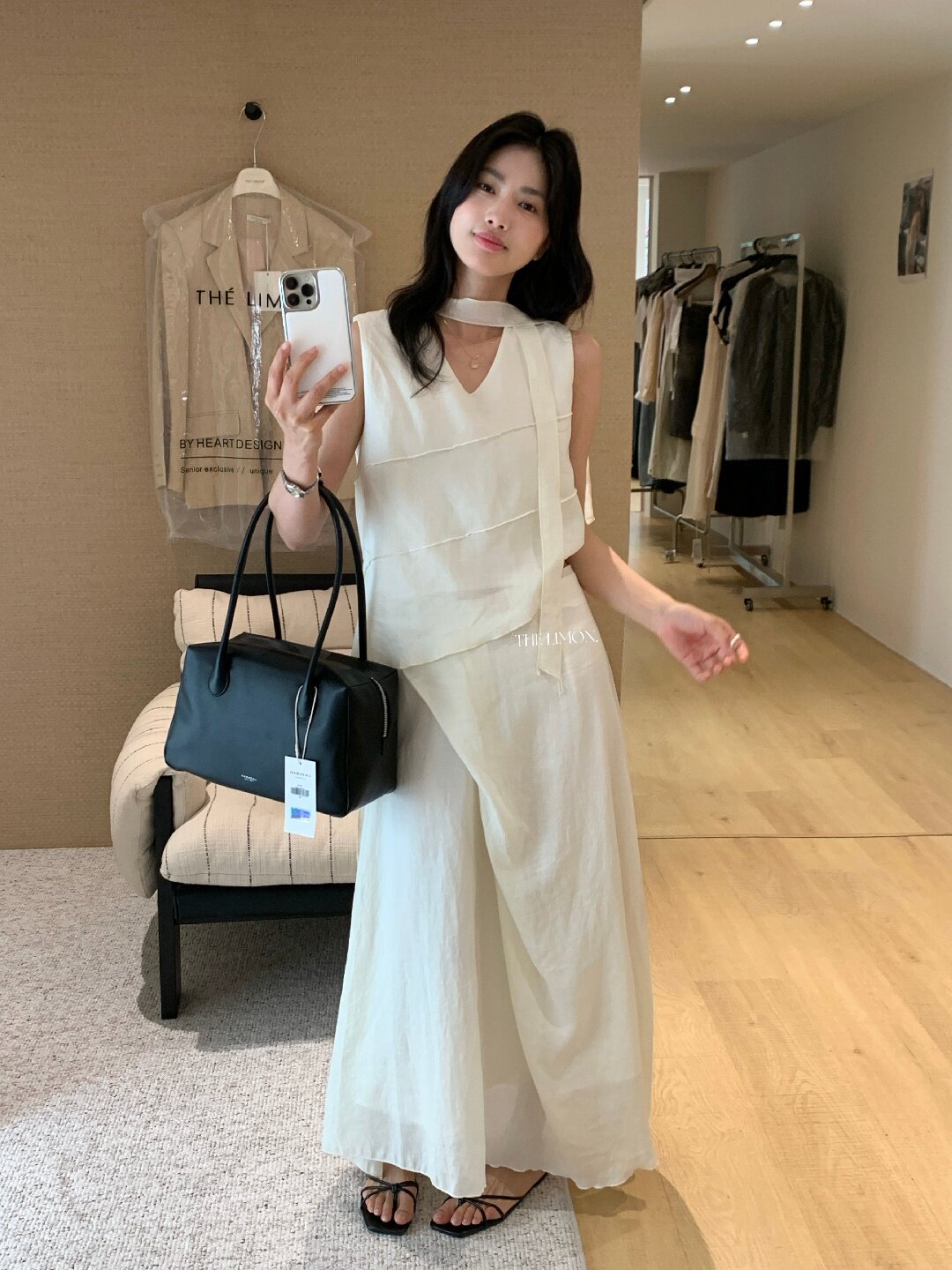 Bộ áo hai dây kết hợp chân váy midi nữ tính chất tơ tằm phong cách Hàn Quốc — màu cam, màu mơ chi tiết 15