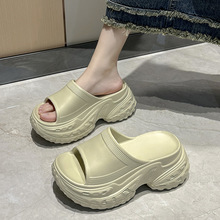 松糕底拖鞋女2025新款高颜值增高软底网红四季百搭一字拖批发跨境