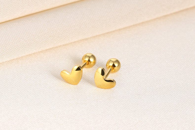 1 Pair Classic Style Commute Heart Shape Sterling Silver Ear Studs display picture 2