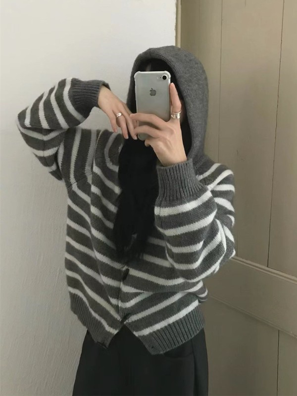 韩系复古牛角扣连帽毛衣开衫女宽松秋冬新款慵懒风显瘦针织衫外套|undefined
