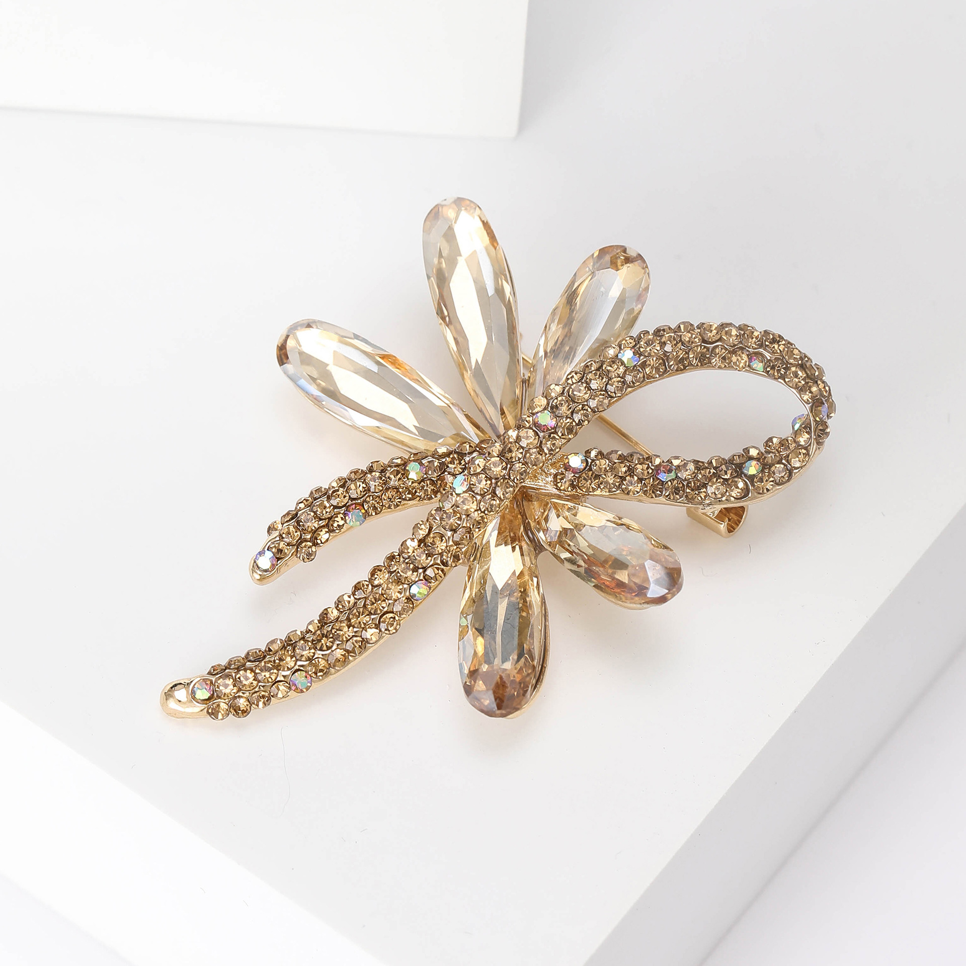 15g Weight Rhinestones Inlay Material Brooches Classification Holiday Occasion Alloy Material Bow Knot Pattern Women's Gender Inlay Design Pin Bow Knot Alloy Inlay Rhinestones Women's Brooches 14