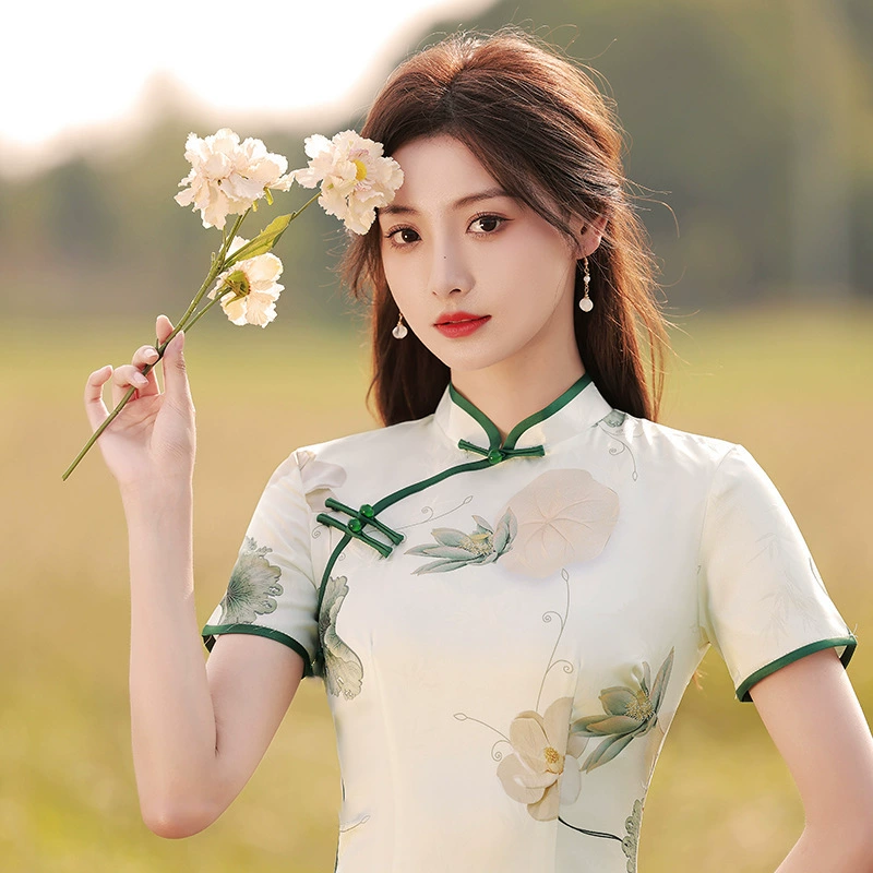 ТикТок. Рейтинговый Cheongsam, новый улучшенный женский молодой стиль, летний повседневный носимый новый длинный стиль в китайском стиле