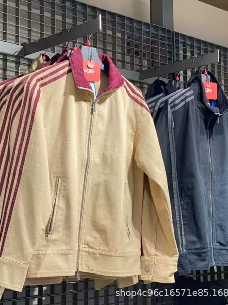 Three-Stripe Spring and Autumn New Waffle Embroidered Striped Stand-Collar Knit Jacket for Men and Women, Couple's Matching Retro Jacket Top