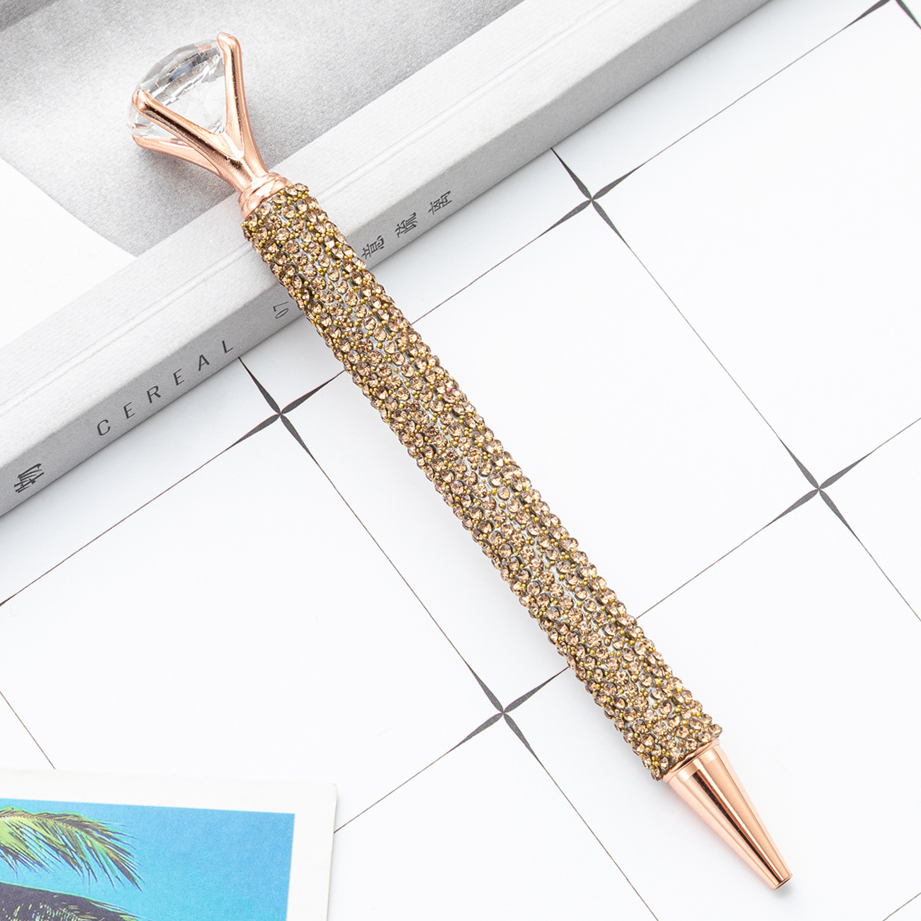 Bolígrafo de diamante grande para niñas estudiante papelería giratoria pluma de metal pluma de diamante de cristal pluma de regalo de publicidad