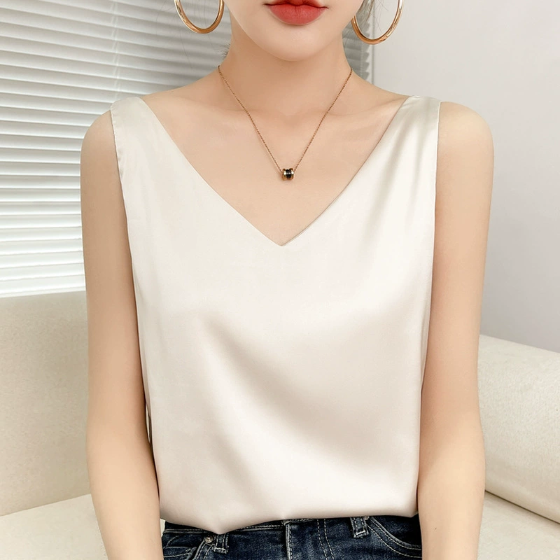 Оптовая продажа женских камзолов на весну и лето 2025 года, из атласа, для ношения под одеждой, с V-образным вырезом, больших размеров, свободного кроя, универсальных для использования как верхняя одежда.