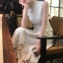 气质半高领镂空蕾丝连衣裙