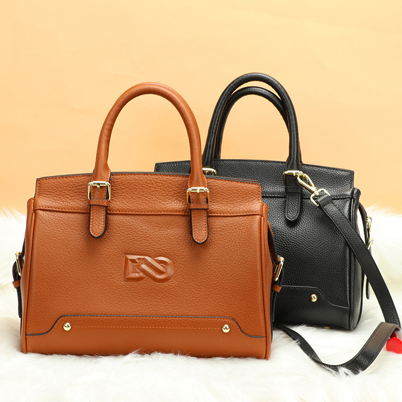 2021 Spring New European and American Fashion Large Capacity Handbag Personalized Small Square Bag Simple Crossbody Women's Bag