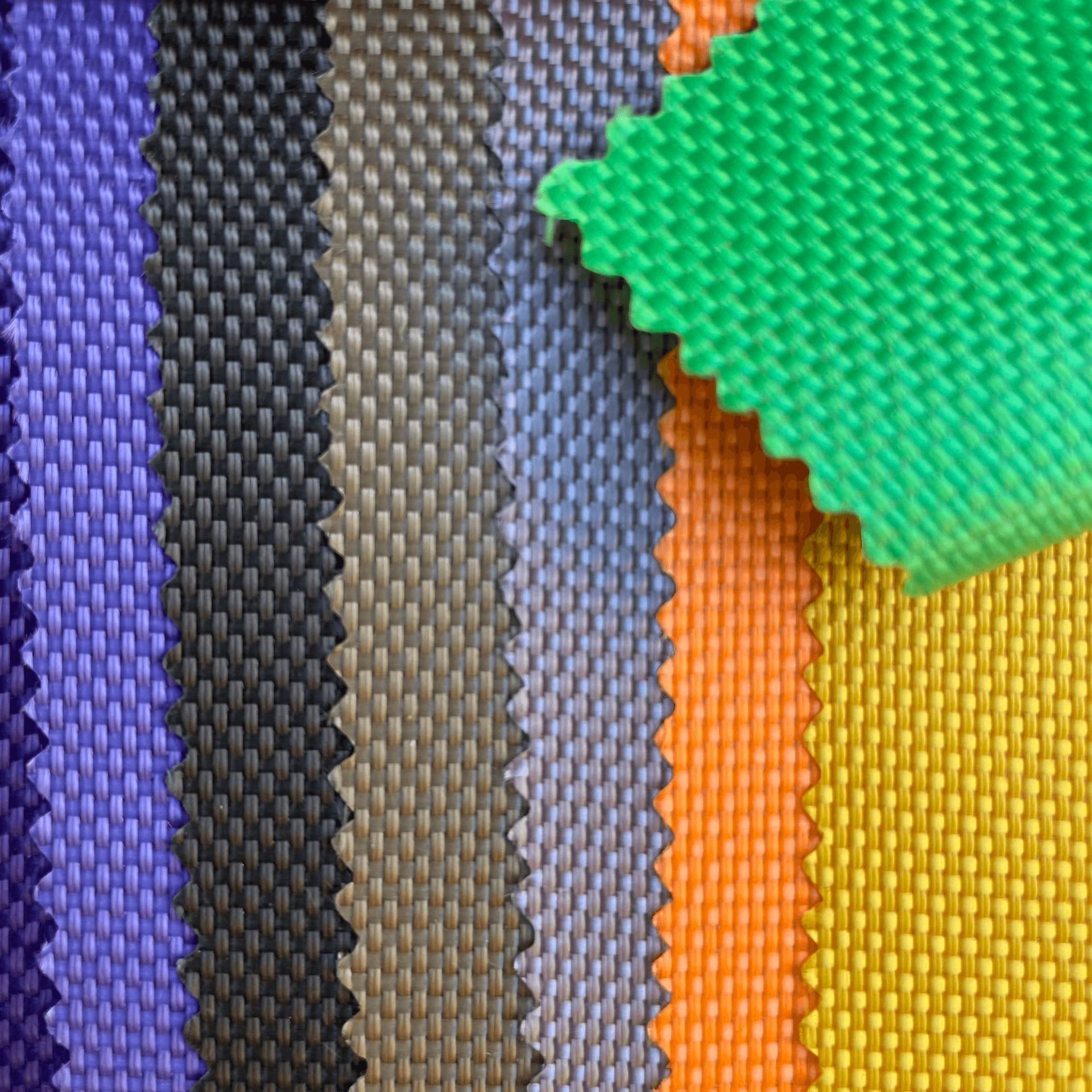 生产 1680D双股优丽胶彩色/黑色现货涤纶涂层牛津布 箱包户外面料