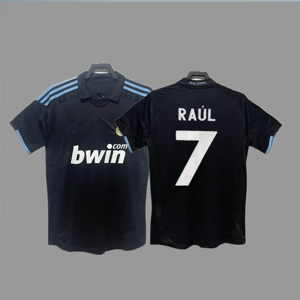 09-10 Royal M away game + No. 7