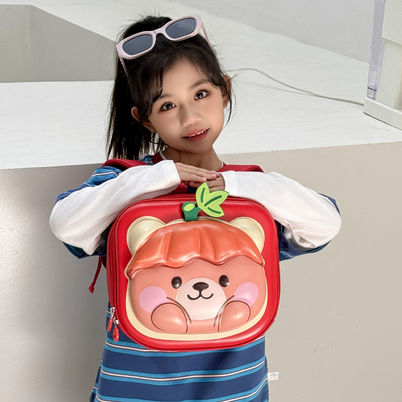 New Kindergarten Backpack Cute and Adorable for Boys and Girls, Cartoon Large Capacity Backpack for Middle and Senior Kindergarten Students