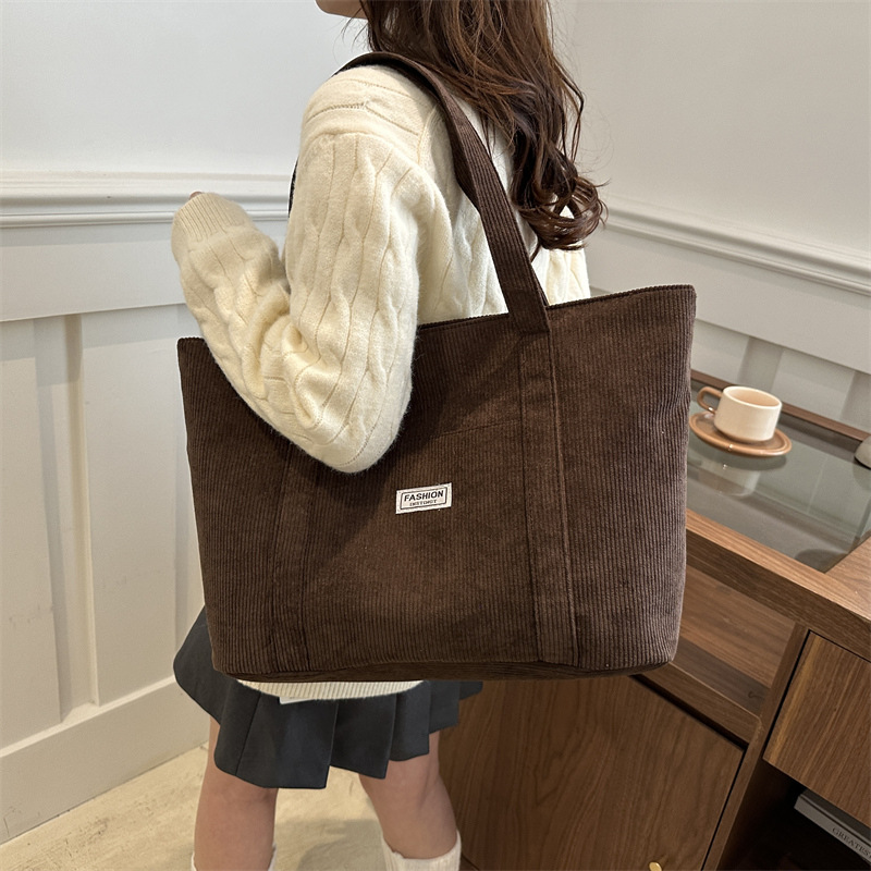 Bolsa de moda de lana de alta capacidad 2024 nueva bolsa de hombro de mano universitaria bolsa de viaje bolsa de mano bolsa de mano