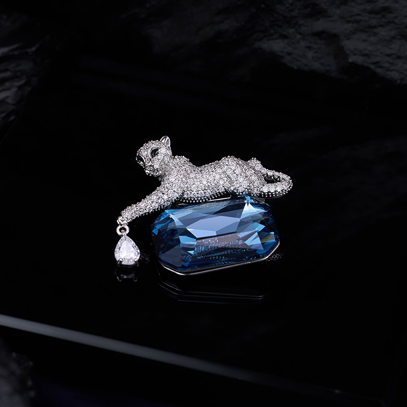 Exquisite Crystal Leopard Brooch Fashion Accessory For Men Women_voghion.com