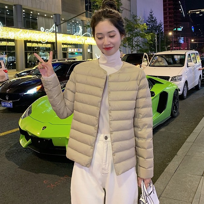 轻薄羽绒服女短款圆领内胆冬装新款大码无领内搭可变V领外套