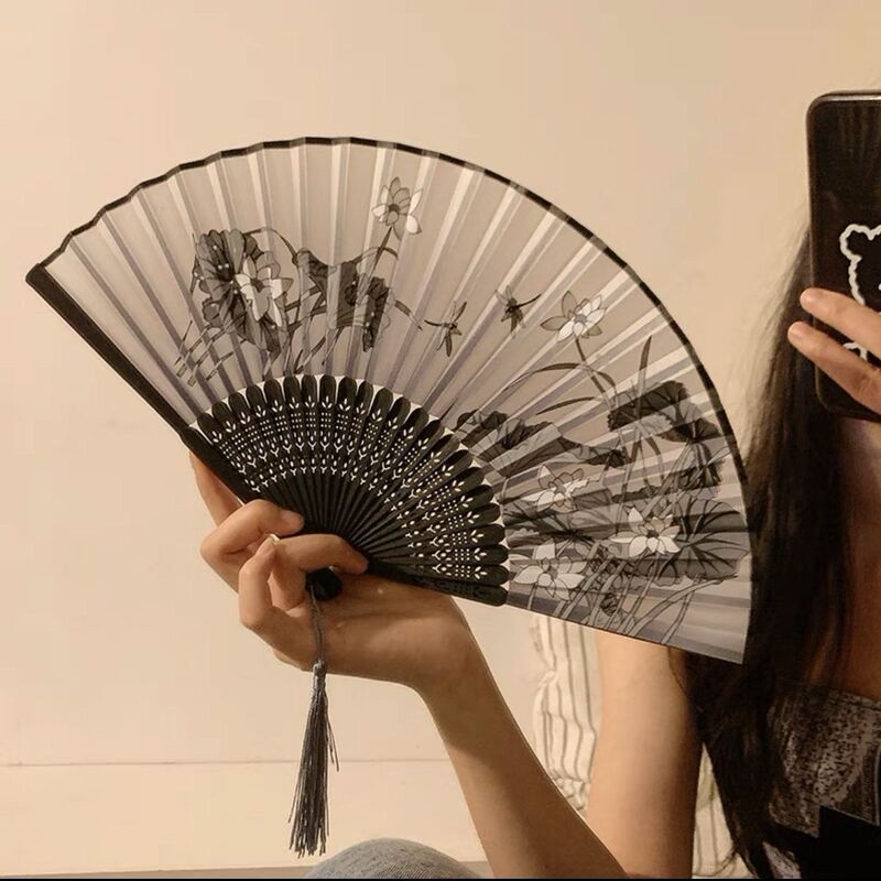 新しい中国風の折りたたみ扇子、夏の古代スタイルのポータブル中国風のポータブル漢服チャイナドレス馬面スカート扇子|undefined