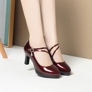 t̨�����ݳ��߸�Ь���ی�������Ь�ٴ��ˮ̨��Ƥ��ЬŮʿƤЬ