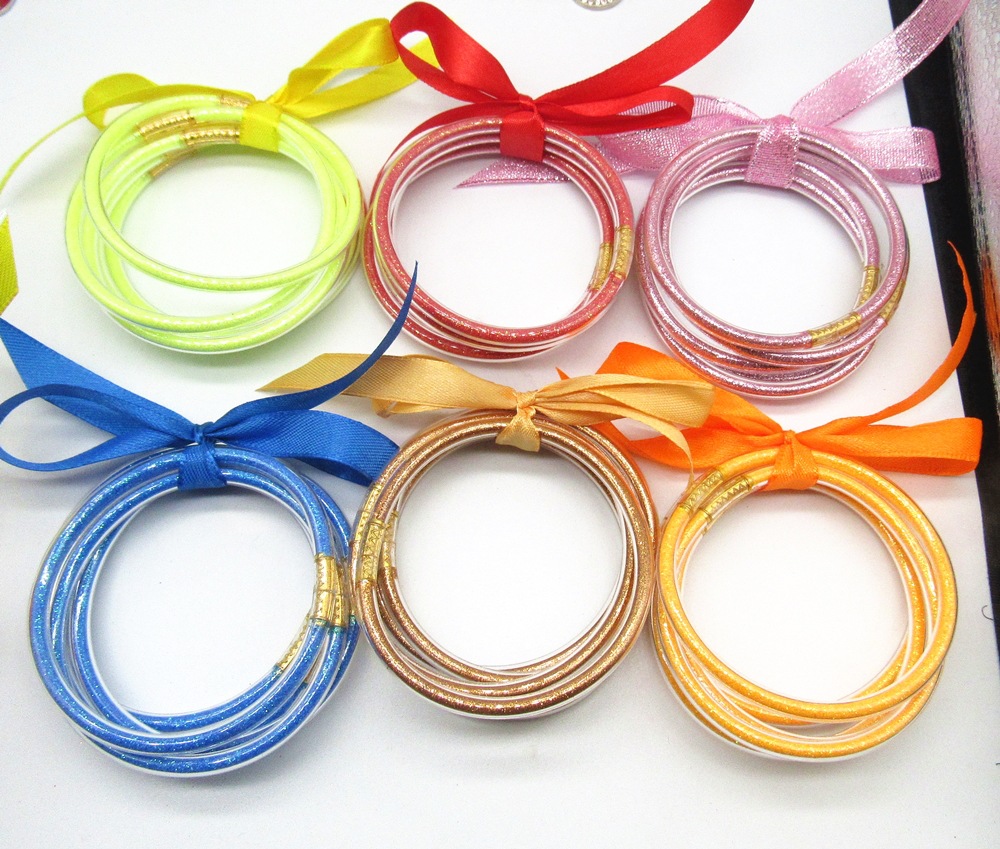 Ig Style Casual Solid Color Plastic Glitter Powder Women's Bangle display picture 2