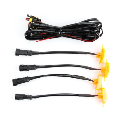 Gündüz işıqları — four mid-net daytime running light