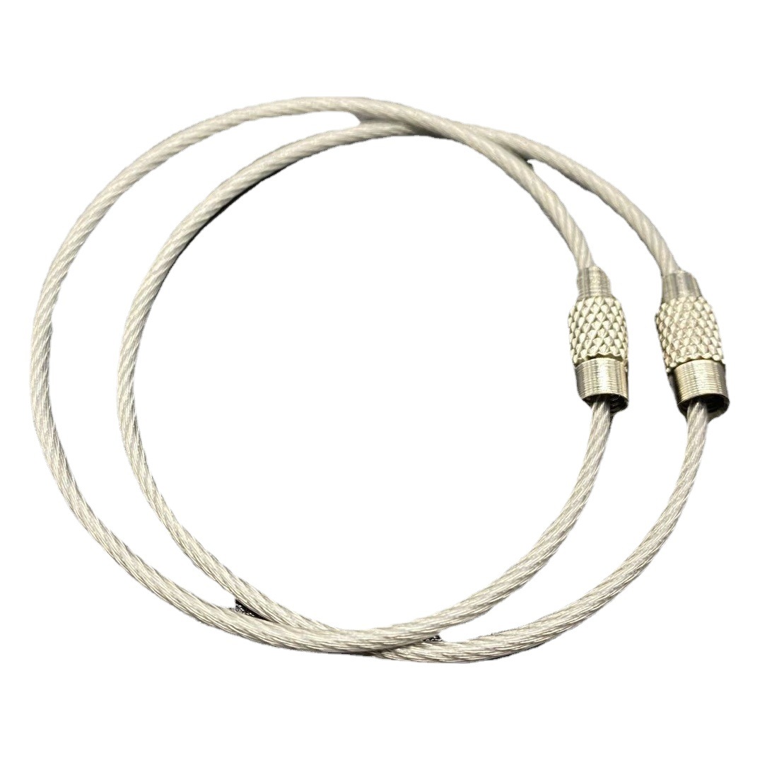 現物のワイヤーの鍵はステンレスカラーのゴムのワイヤーの輪を掛けてプラスチックのワイヤーの鎖を包んで大量に交渉します。