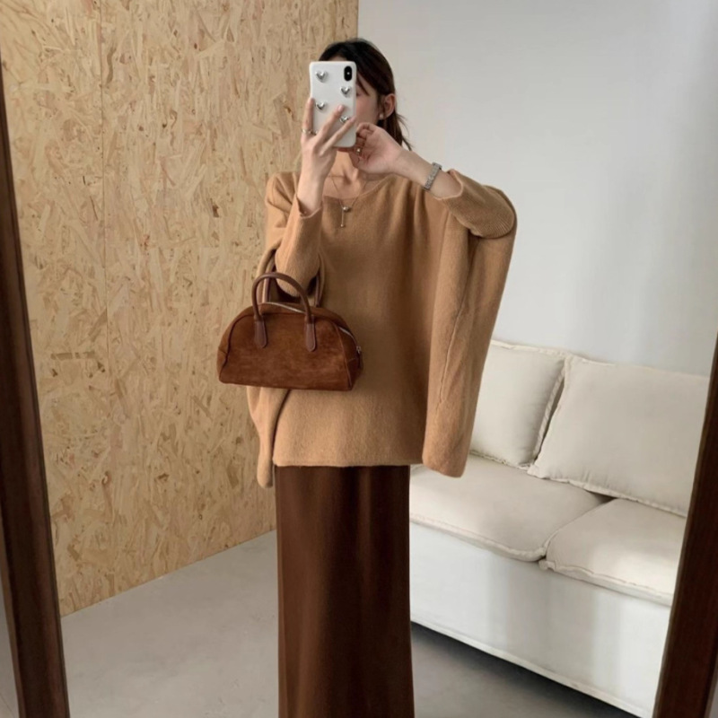 慵懒风针织衫毛衣外套女秋冬2025新款不规则设计感蝙蝠袖上衣|undefined