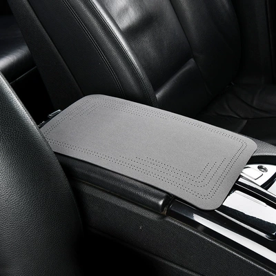 Central Armrest Box Cover Plush – Armrest box pad - suede-armrest-pad-grey