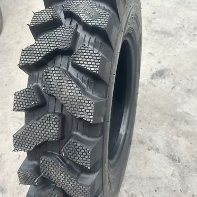 Encrypted herrable tire 600 650 700 750 825-16 tractor tricycle four unlike mountain cross-country