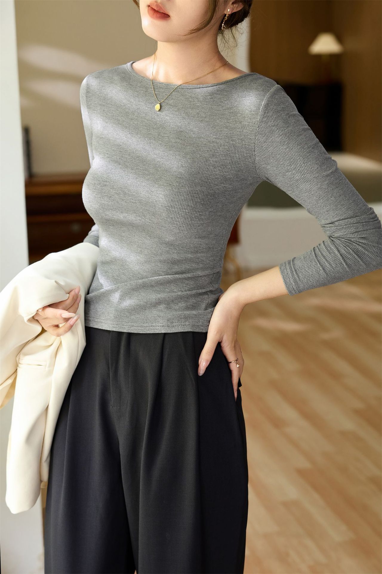 hmqViviiyNSAyin+WuaUt9Ly9Vn2po3Q7Ti8