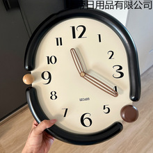 新款家用免打孔钟表挂钟客厅简约大气2025新款创意轻奢时钟挂墙