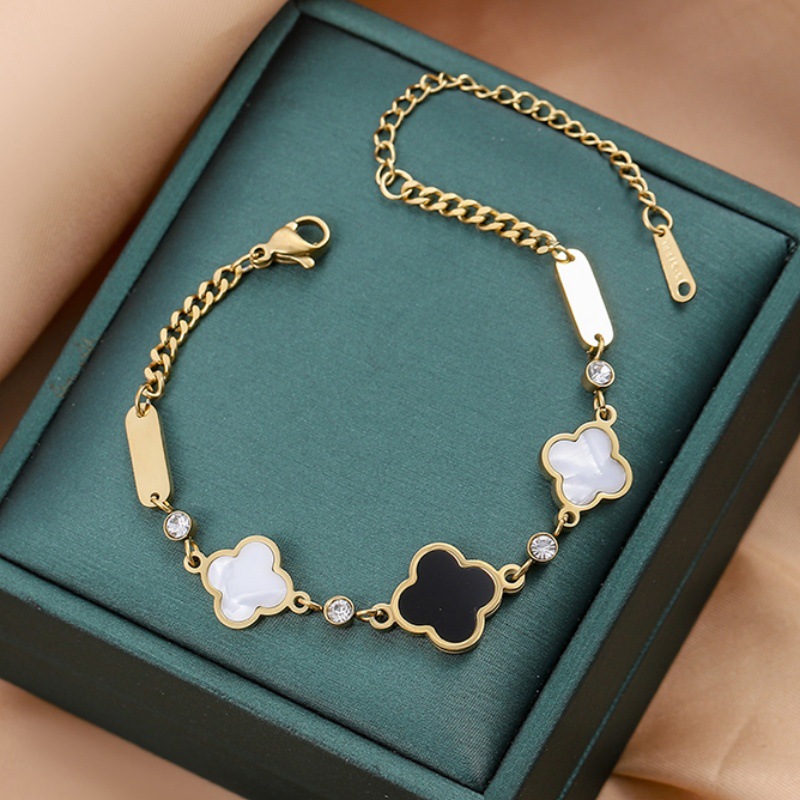Ventas transfronterizas calientes nuevas pulseras de acero de titanio personalidad femenina de alto nivel diseño ligero de lujo moda temperamento versátil joyería de acero de titanio image 79