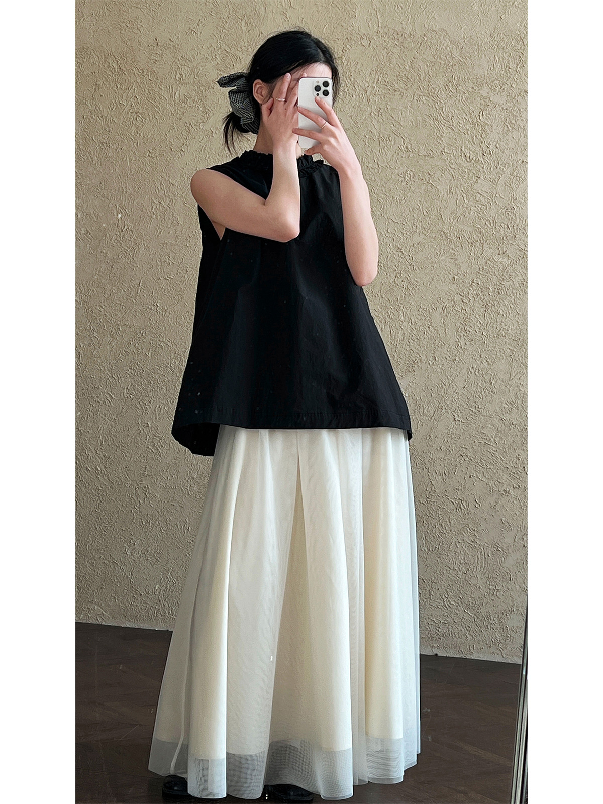 Luxi French Niche Design Muffled Sleeveless Shirt Women's New Flower Collar Sleeveless Two-Wear 3529 Shirt