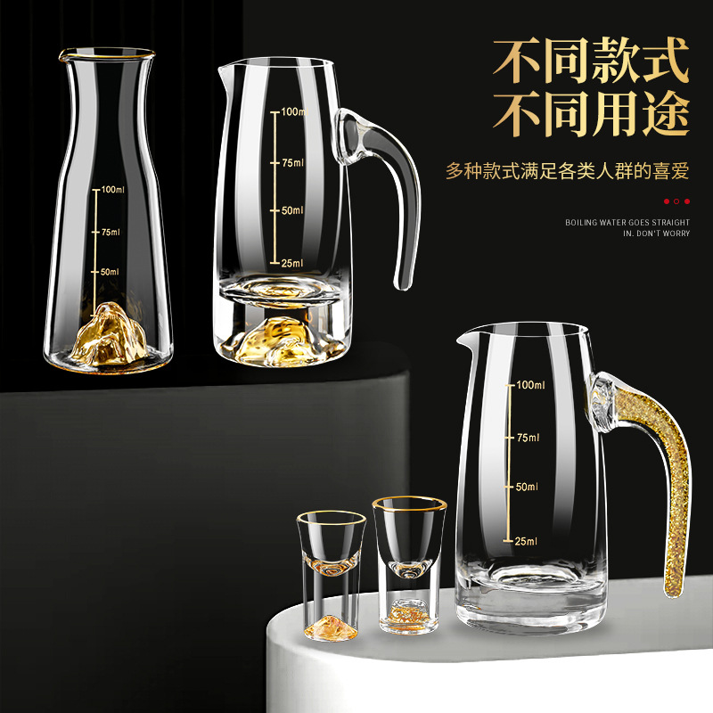 Conjunto de tazas de vino domésticas de alta calidad china de vidrio de cristal de lámina de oro con tazas de vino de licor de una copa