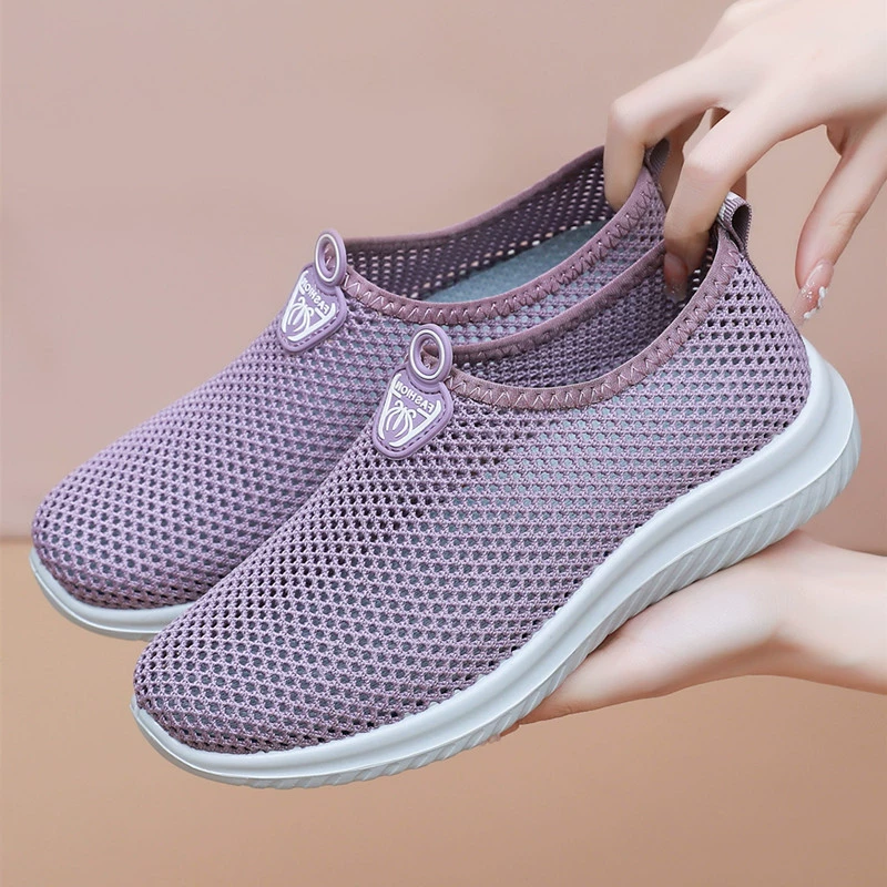 Старая пекинская тканевая обувь, женская обувь с сеткой, летняя женская обувь с дышащей сеткой, нескользящая спортивная и повседневная обувь для мам среднего и пожилого возраста на мягкой подошве