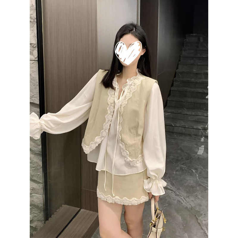 法式温柔风蕾丝V领长袖衬衫叠穿花边马甲a字短裙女2025新款三件套|undefined