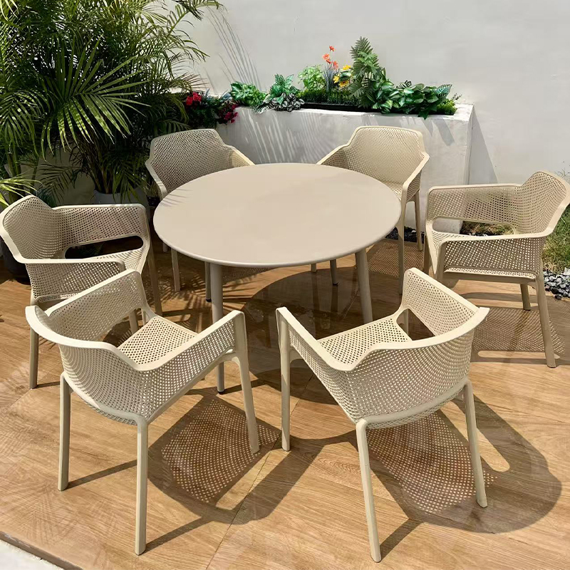 Mesa y silla de patio al aire libre combinación de balcón al aire libre zona de ocio jardín tienda de té de leche de plástico exterior impermeable y protector solar
