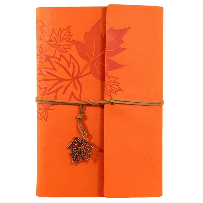 Fabricante en stock Correa Vintage Travel Journal libro de cuero suave cuaderno de hojas sueltas Punch-In sello de viaje LOGO