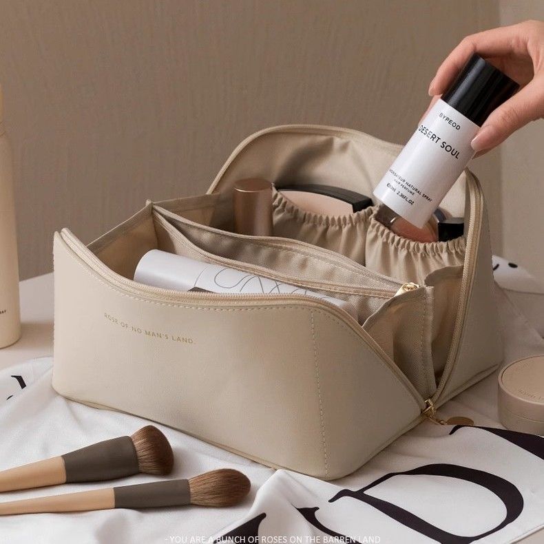 Cosmetic Bag for Women, Large Capacity, Portable, Trendy Travel Style, New Hand-Held Toiletry Storage Bag, Waterproof, Urban Minimalist Cosmetic Bag for Women, Large Capacity, Portable, Trendy Travel Style, New Hand-Held Toiletry Storage Bag, Waterproof, Urban Minimalist