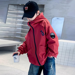 子供服男児突撃服春秋金2025新型中大童秋装コート子供カジュアルジャケットアウトドアブーム