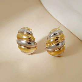 项链;耳钉;耳扣