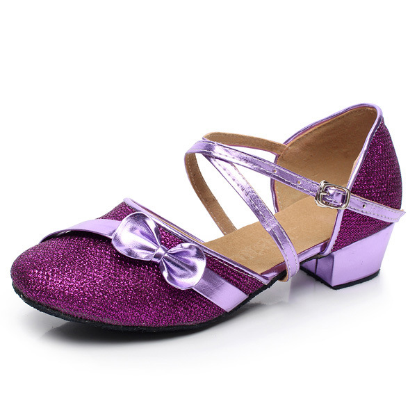 Nuevos zapatos de baile latino de niñas de fondo suave zapatos de baile moderno de tacón medio para niños zapatos de práctica mariposa nudo suela de goma al aire libre