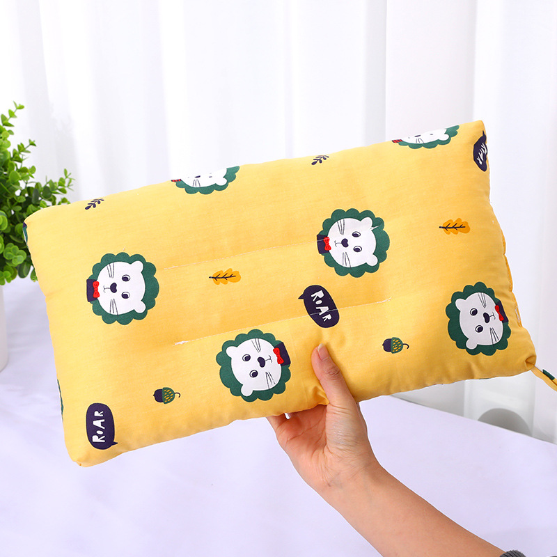 Little lion cotton pillow