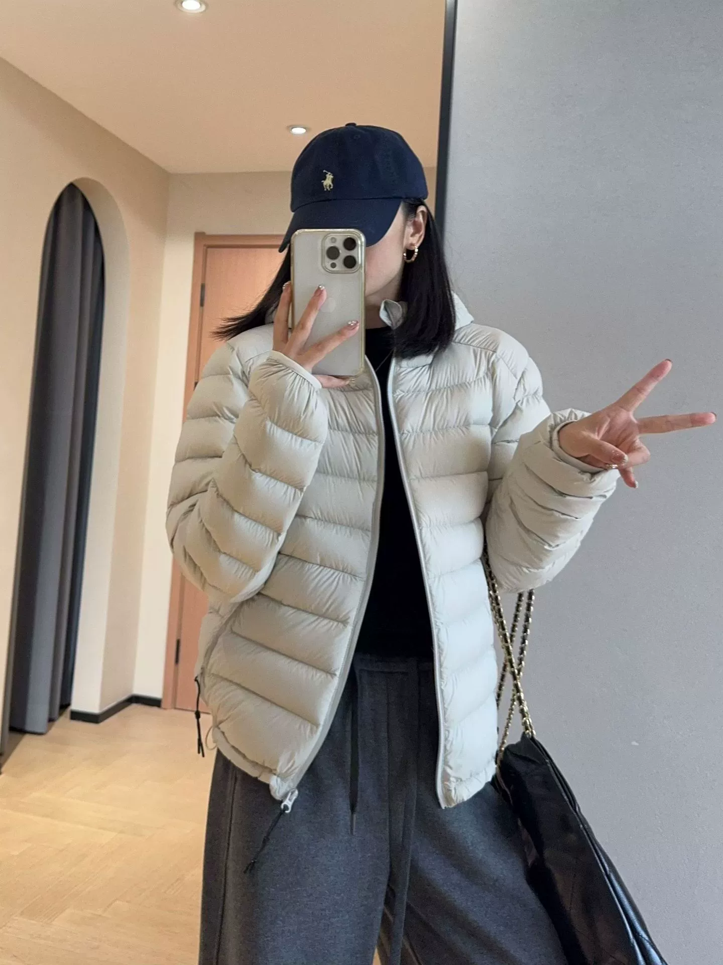 Кожух из пуха White Goose 5000+95 от WTHEONE, белый утки пух трехслойный, легкий и тонкий, утепленная куртка с капюшоном для женщин, зима 2025