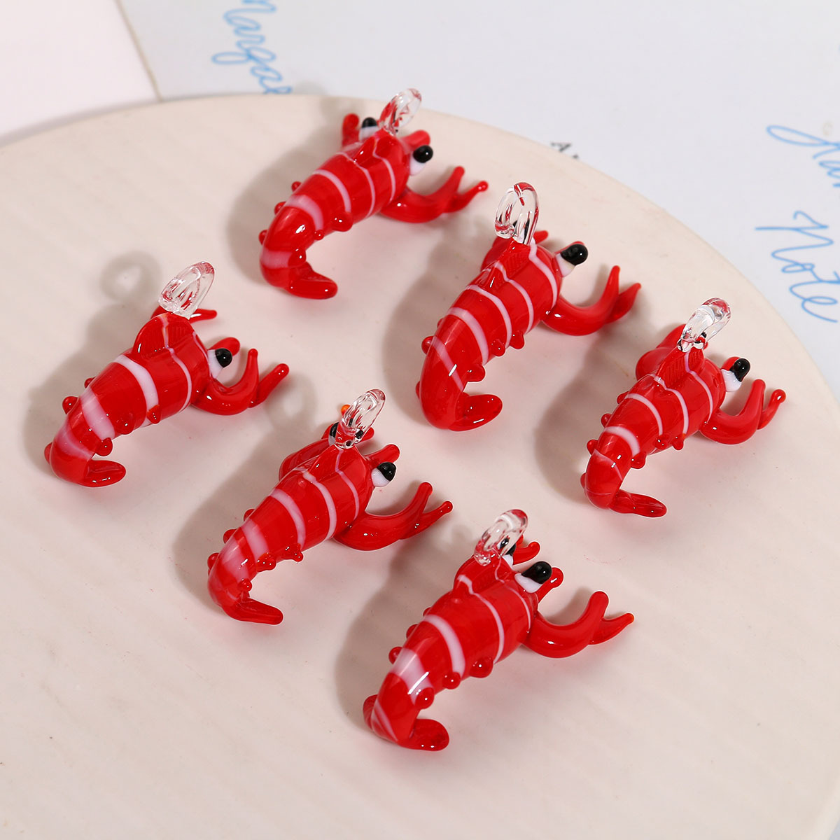 6g Weight Pendant Jewelry Making Type 21*36mm Jewelry Making Size DIY Jewelry Accessories Classification 1 Piece Quantity glass Material Lobster Pattern Irregular, Enamel Design Elegant, Simple Style, Streetwear Style 1 Piece 21*36mm Glass Lobster Pendant 2
