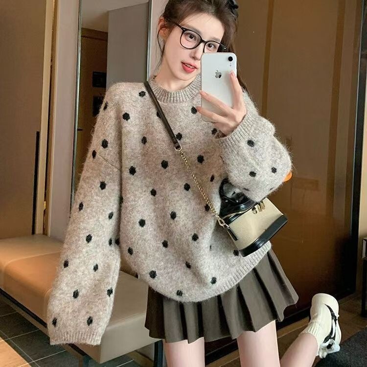 Korean-style round-neck pullover loose polka dot knit sweater for women, 2026 new autumn and winter casual retro sweater top Korean-style round-neck pullover loose polka dot knit sweater for women, 2026 new autumn and winter casual retro sweater top