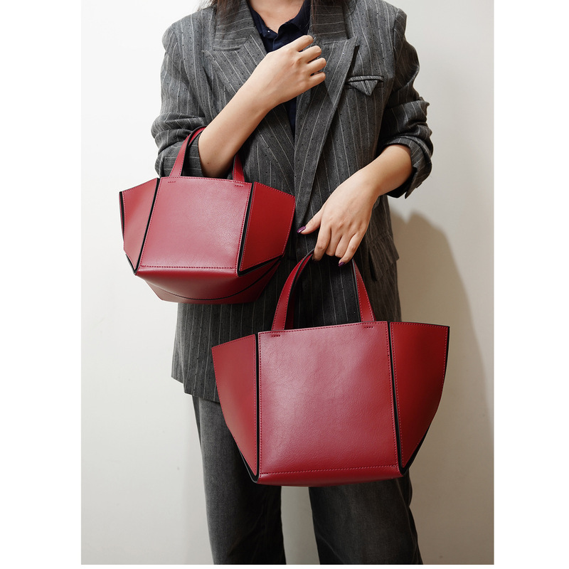 2026 Versatile Commuter Bag, Basket-Style Design, Single-Shoulder Fashion Simple Mother-Daughter Bag, Niche New Model Handbag 2026 Versatile Commuter Bag, Basket-Style Design, Single-Shoulder Fashion Simple Mother-Daughter Bag, Niche New Model Handbag