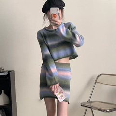 日系针织上衣洋气渐变2025秋新款优雅风多巴胺色毛衣短裙两件套女