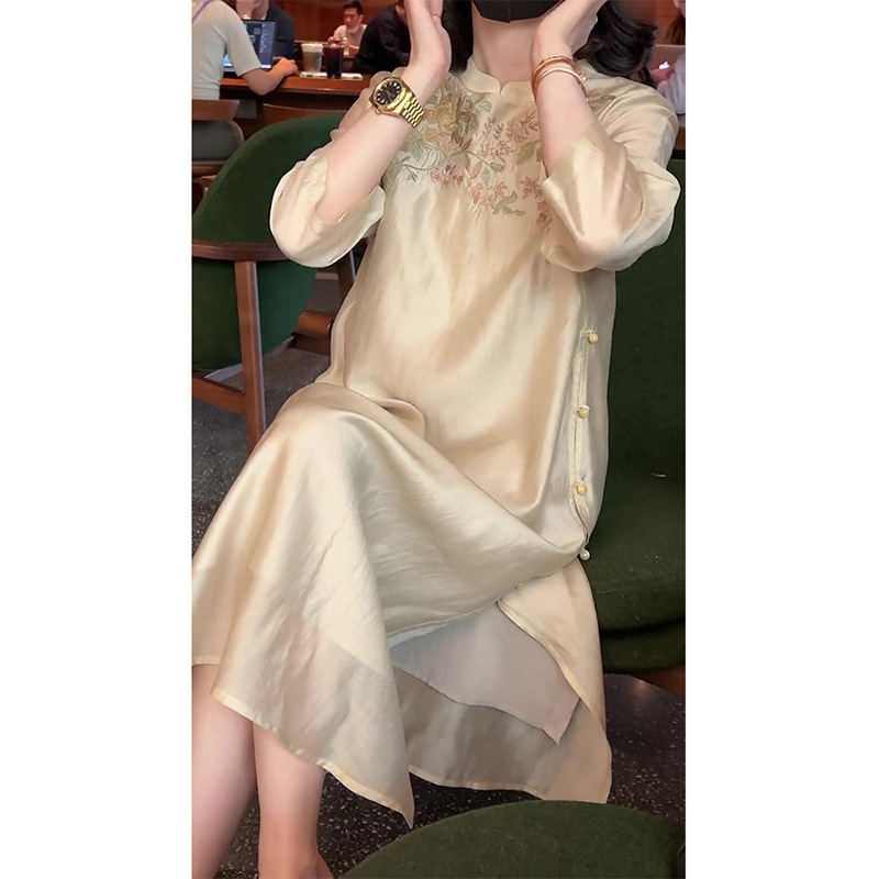 Spring and Summer Fairy Dress Improved New Chinese Style National Style Embroidered Elegant Slim Dress Retro High Design Sense Long Dress