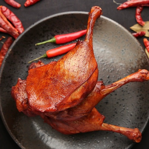 Boss C's Spicy Salt-Baked Duck Legs in Vacuum Packaging 110g, Marinated Duck, Drinking Party Snack, Meat Snack, Ready-to-Eat