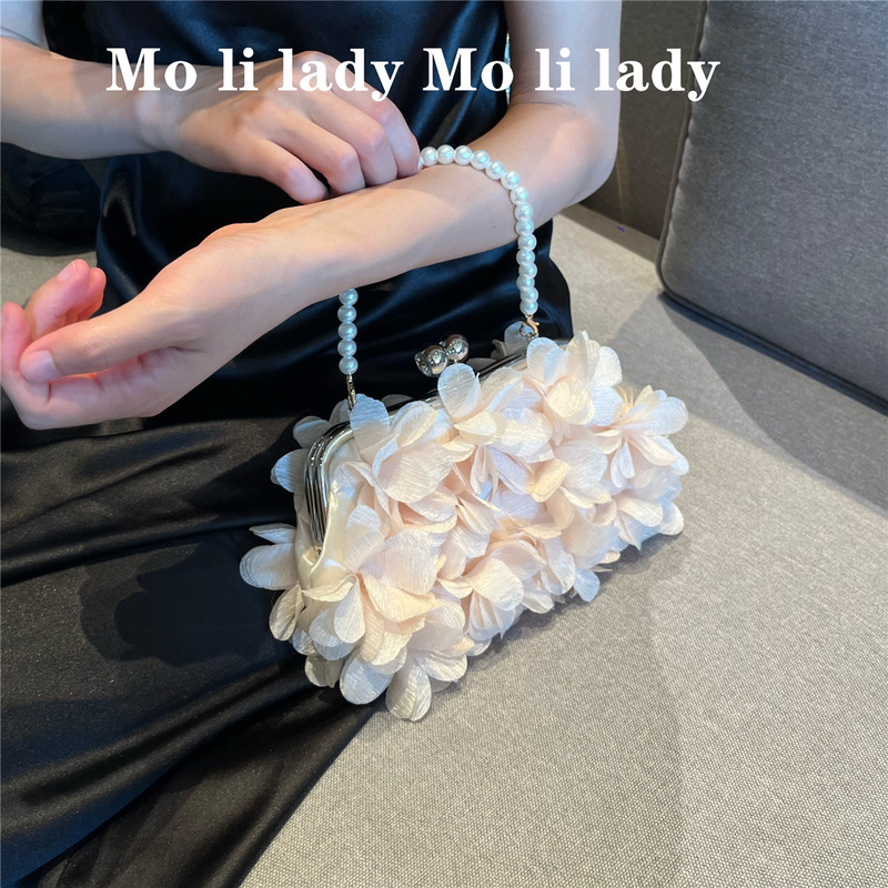 2025 Spring/Summer New Petal Evening Bag Banquet Clutch Bag for Cheongsam Dress Matching New Chinese Style Hanfu National Style Bag