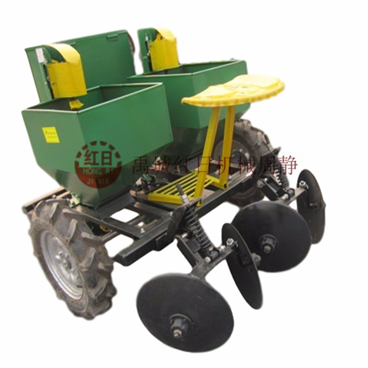薯类种植机械  土豆地瓜播种机  红日地蛋洋芋土豆勺式种植机械