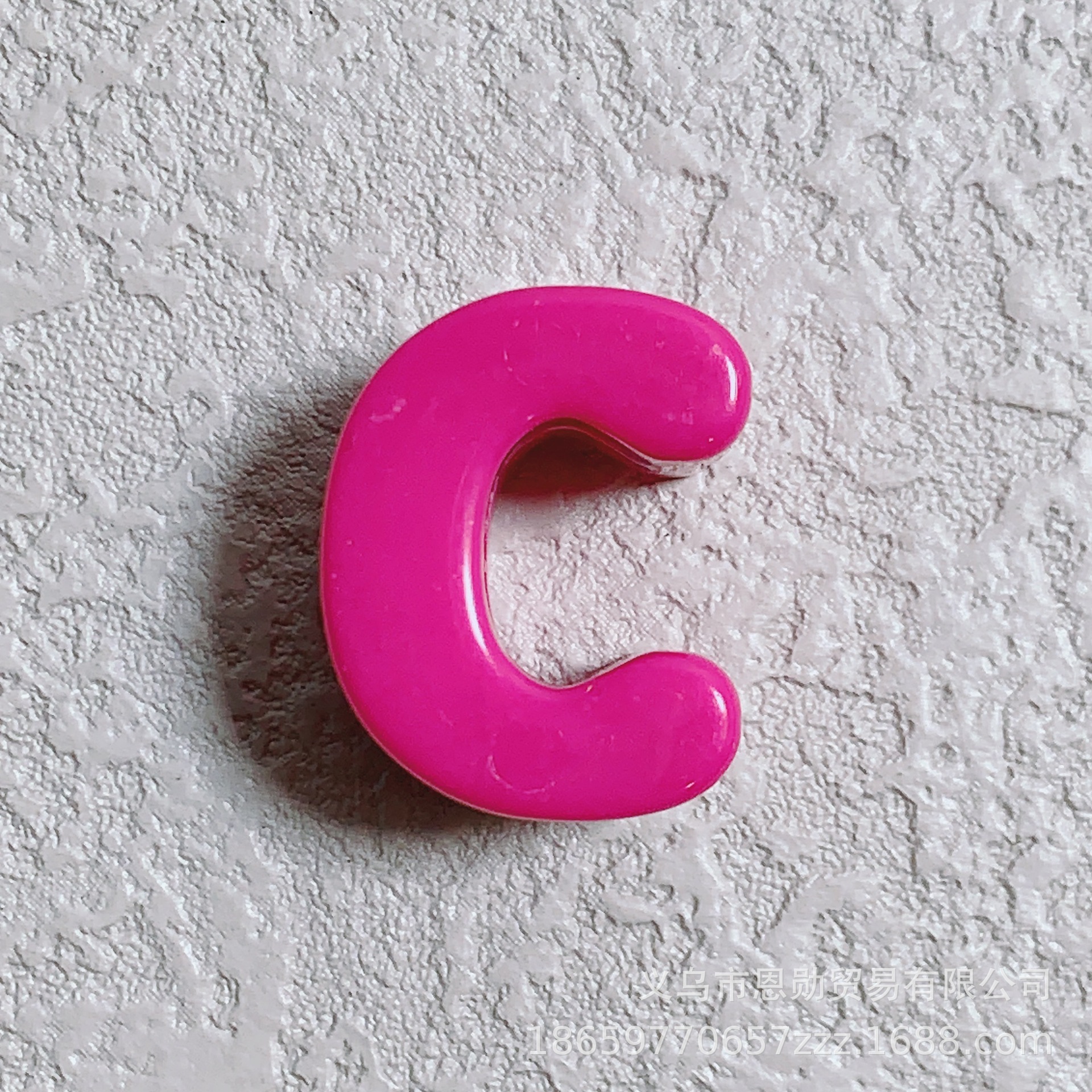 C (rose red)