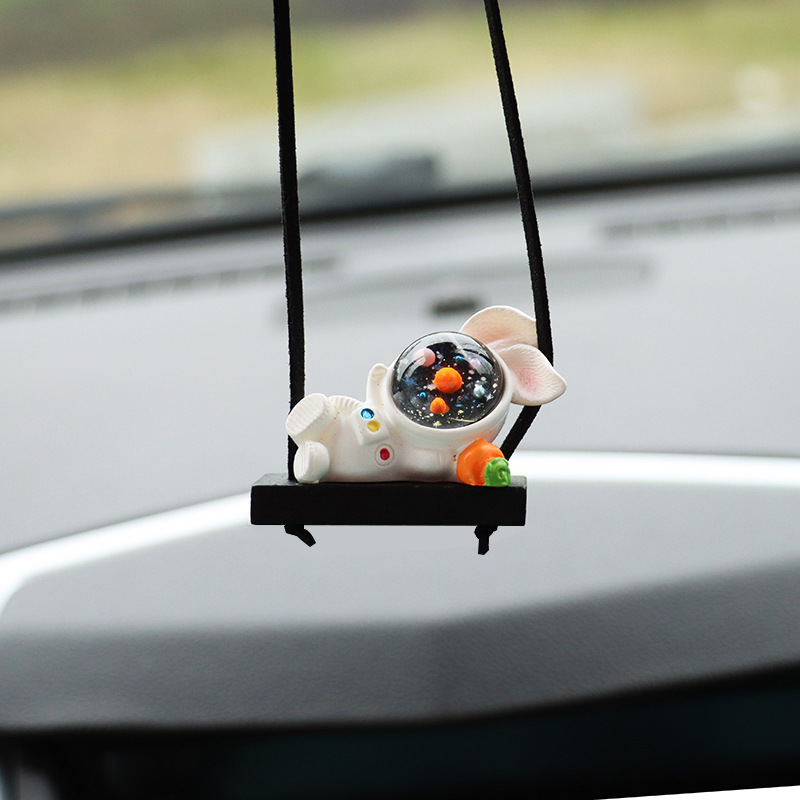 Wholesale a generation of creative astronaut car accessories car hanging car interior pendant car pendant car Crane